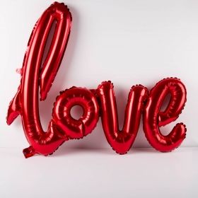 love yazılı balon kırmızı